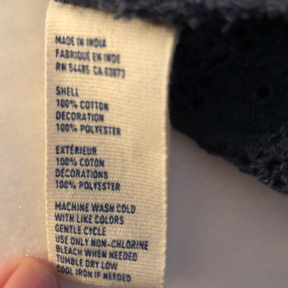 American Eagle V-Neck Eyelet Top - Picture 6 of 6